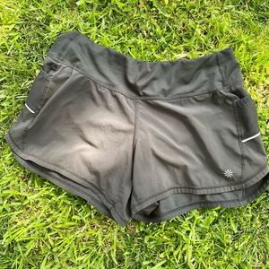 Athleta Shorts Size M